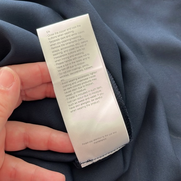 Low Classic Slim Cowl Dress Navy Button Belted - Picture 13 of 13